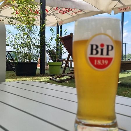 B&B Botel Charlie Beograd Eksteriør billede