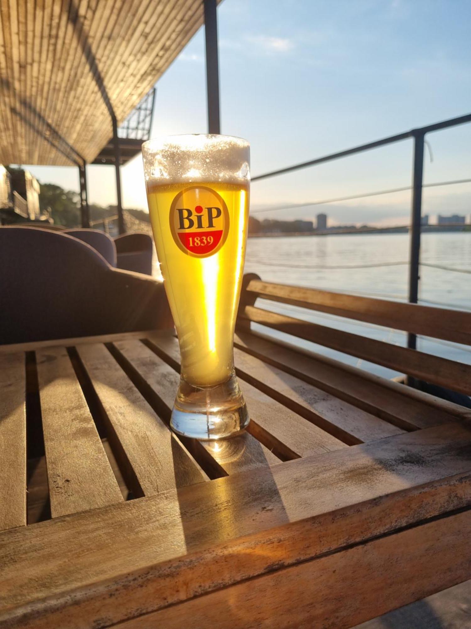 B&B Botel Charlie Beograd Eksteriør billede
