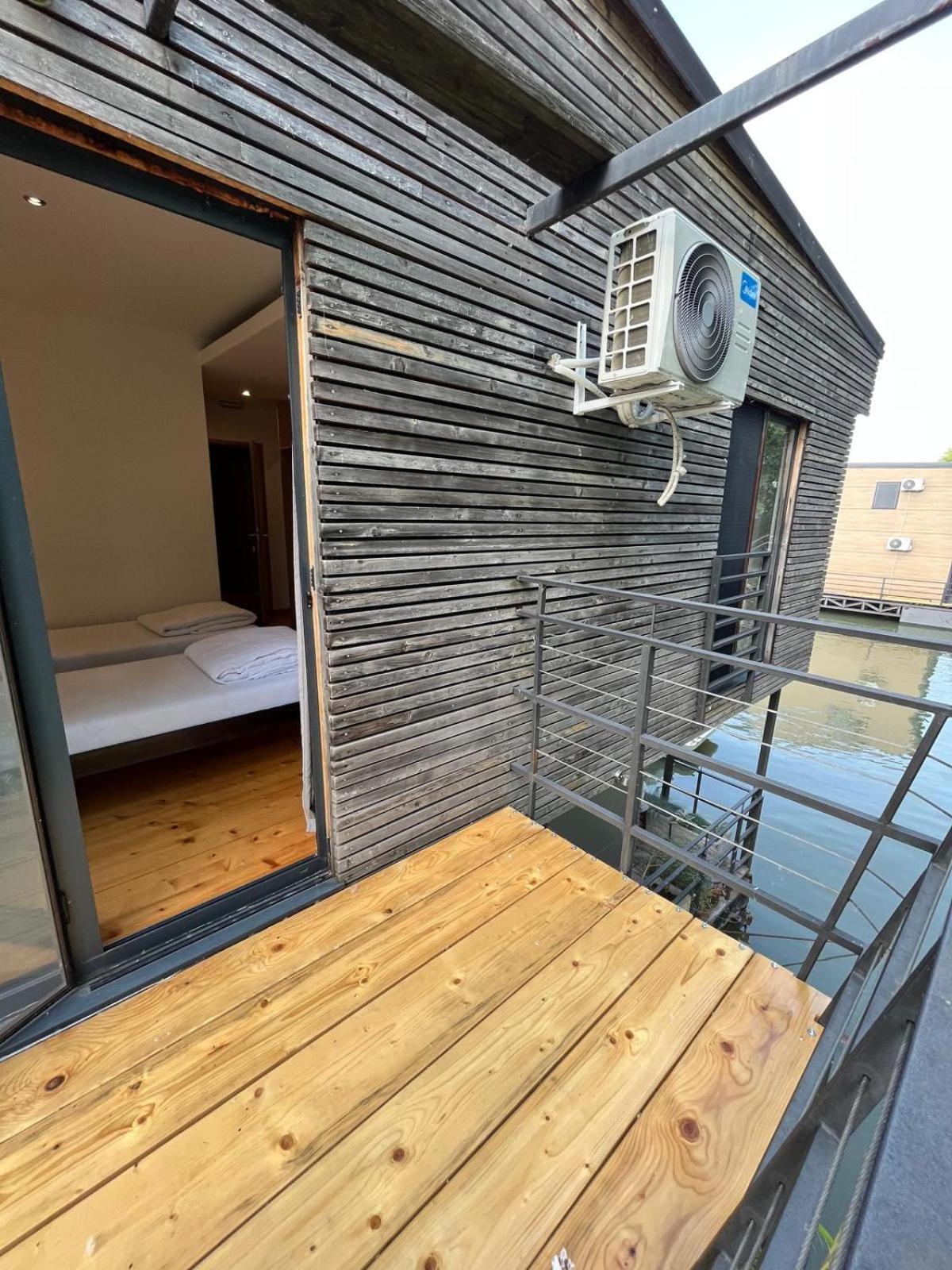 B&B Botel Charlie Beograd Værelse billede