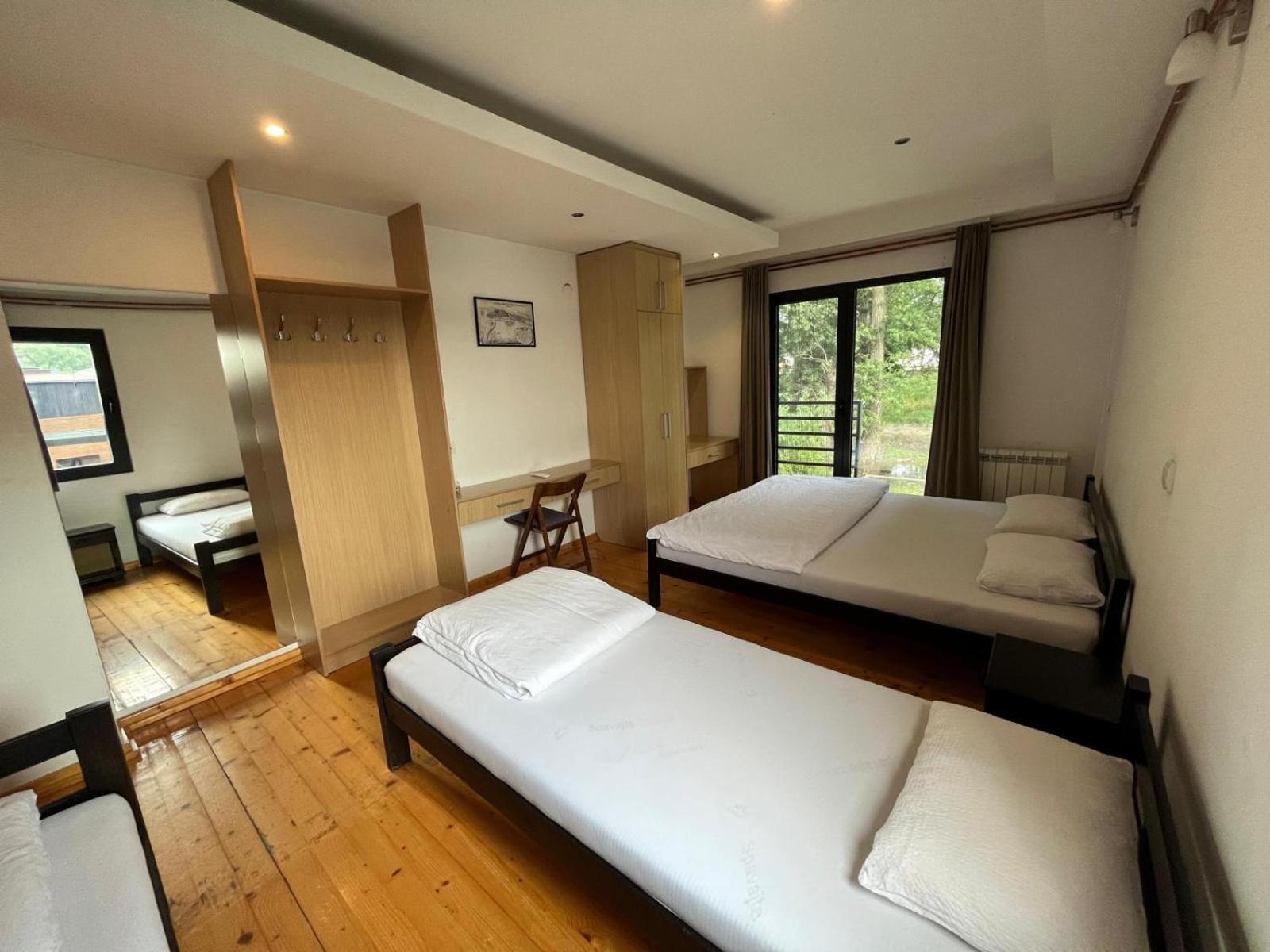 B&B Botel Charlie Beograd Værelse billede