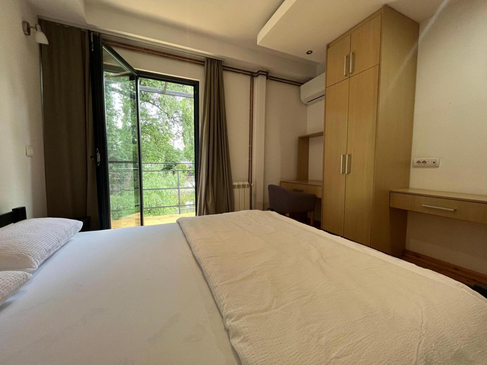 B&B Botel Charlie Beograd Værelse billede