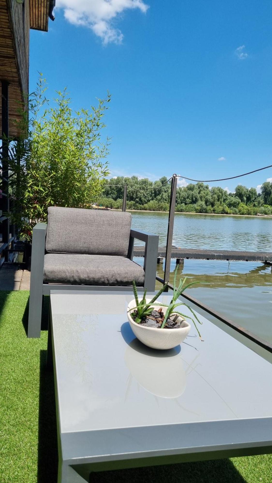 B&B Botel Charlie Beograd Værelse billede