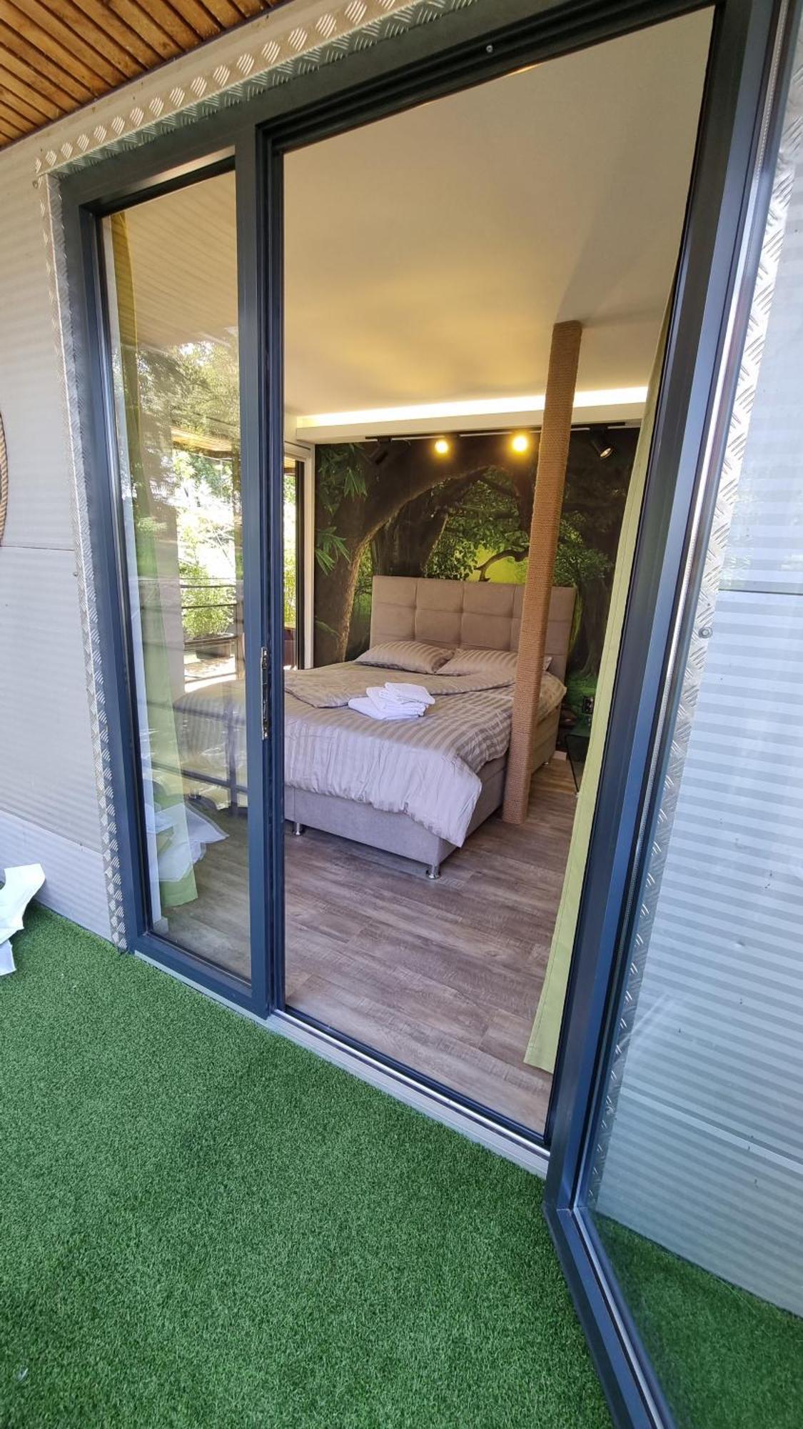 B&B Botel Charlie Beograd Værelse billede